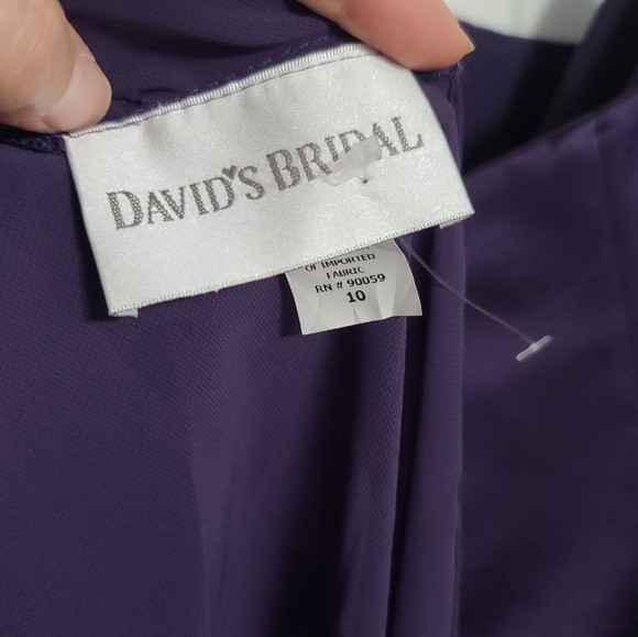 Formal gown - Picture 3 of 3